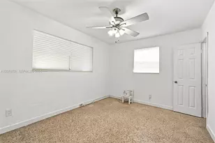 2135 NW 129th St, Miami, FL 33167 - Photo 15