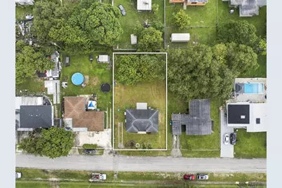 2135 NW 129th St, Miami, FL 33167 - Photo 3