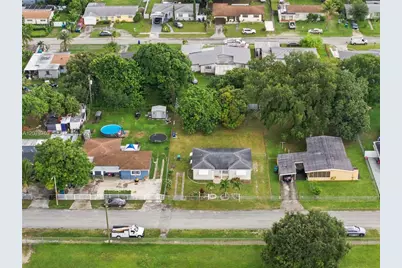 2135 NW 129th St, Miami, FL 33167 - Photo 35