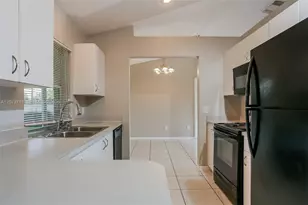 2514 SW Monterrey Ln, Port Saint Lucie, FL 34953 - Photo 7