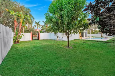 18440 SW 77th Ct #0, Cutler Bay, FL 33157 - Photo 9