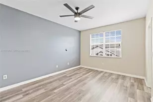 1522 Summergate Dr, Other City - In The State Of Florida, FL 33594 - Photo 25