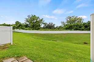 1522 Summergate Dr, Other City - In The State Of Florida, FL 33594 - Photo 43