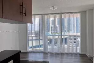 601 NE 23rd St, Miami, FL 33137 - Photo 5