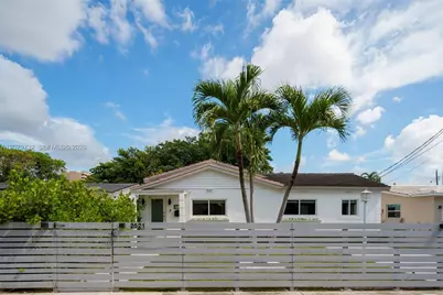 2521 SW 25th Ter, Miami, FL 33133 - Photo 1