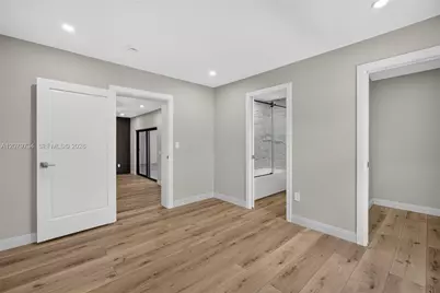 1011 NW 30th Ct #3, Miami, FL 33125 - Photo 27