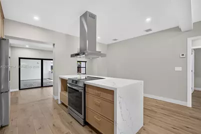 1011 NW 30th Ct #3, Miami, FL 33125 - Photo 19