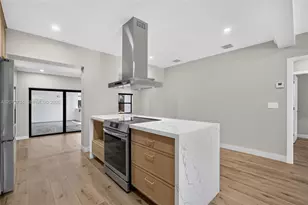 1011 NW 30th Ct, Miami, FL 33125 - Photo 19