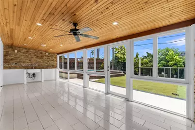 9450 SW 25th Dr, Miami, FL 33165 - Photo 27