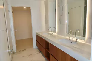 1400 Biscayne Blvd, Miami, FL 33132 - Photo 5
