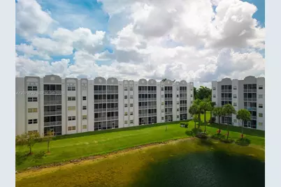 10750 NW 66th St #102, Doral, FL 33178 - Photo 5