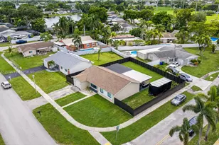 620 NW 98th Ave, Pembroke Pines, FL 33024 - Photo 27