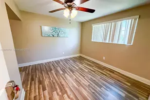 2298 NE 2nd Ave, Boca Raton, FL 33431 - Photo 11