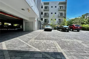 836 SW 2nd St, Miami, FL 33130 - Photo 43