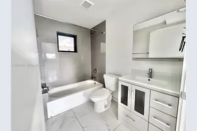 836 SW 2nd St #401, Miami, FL 33130 - Photo 23