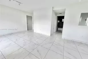 836 SW 2nd St, Miami, FL 33130 - Photo 11