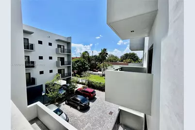 836 SW 2nd St #401, Miami, FL 33130 - Photo 37