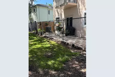2650 NE 3rd Dr #104, Homestead, FL 33033 - Photo 17