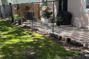 2650 NE 3rd Dr, Homestead, FL 33033 - Photo 17