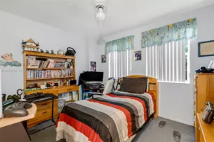 8554 SW 163rd Pl, Miami, FL 33193 - Photo 15