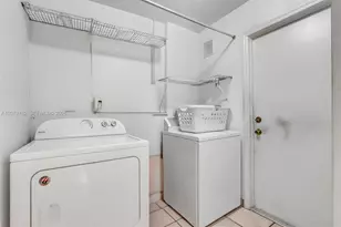 8554 SW 163rd Pl, Miami, FL 33193 - Photo 25