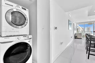 900 Biscayne Blvd, Miami, FL 33132 - Photo 15