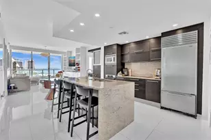 900 Biscayne Blvd, Miami, FL 33132 - Photo 17