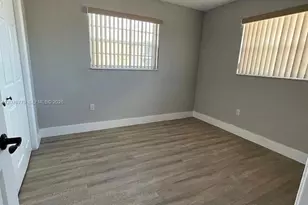 827 SW 11th Ave, Miami, FL 33130 - Photo 9