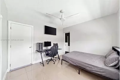 4041 W 8th Ave, Hialeah, FL 33012 - Photo 23