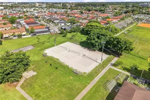 4041 W 8th Ave, Hialeah, FL 33012 - Photo 47