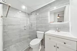 4041 W 8th Ave, Hialeah, FL 33012 - Photo 37