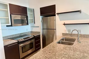 950 Brickell Bay Dr, Miami, FL 33131 - Photo 3