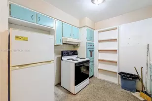 5661 Allen St, Hollywood, FL 33021 - Photo 25