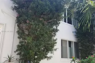 3921 N Meridian Ave, Miami Beach, FL 33140 - Photo 13