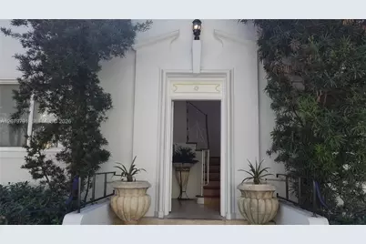 3921 N Meridian Ave, Miami Beach, FL 33140 - Photo 11
