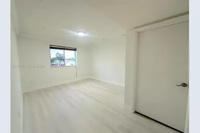 7175 NW 173rd Dr #510-5, Hialeah, FL 33015 - Photo 9