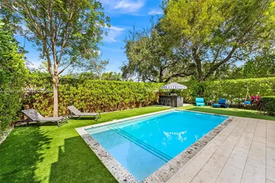 8611 Arboretum Ln, Miami, FL 33138 - Photo 35