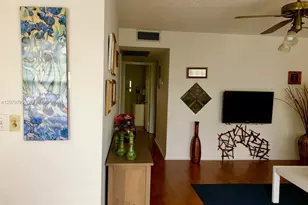 300 SW 134th Way, Pembroke Pines, FL 33027 - Photo 5