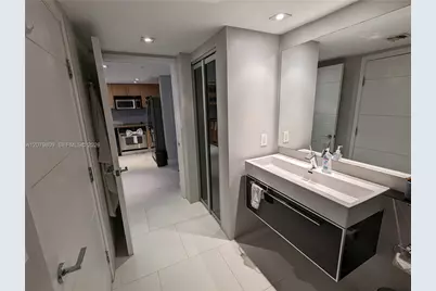 2101 Brickell Ave #1104, Miami, FL 33129 - Photo 9