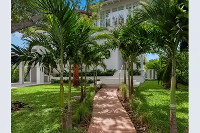 544 Warren Ln, Key Biscayne, FL 33149 - Photo 3