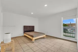 1975 W 44th Pl, Hialeah, FL 33012 - Photo 19