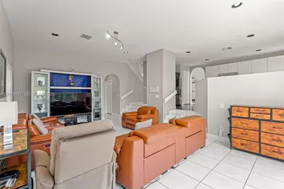 9750 NW 31st St, Doral, FL 33172 - Photo 17