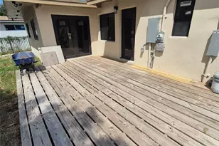 270 NW 147th St, Miami, FL 33168 - Photo 19