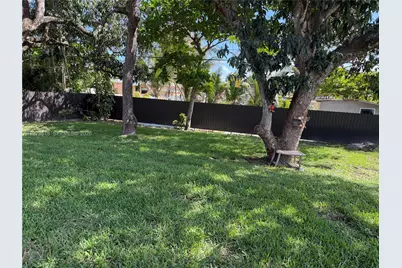 270 NW 147th St #270, Miami, FL 33168 - Photo 21