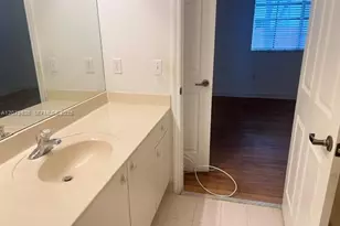 2728 NE 3rd Ct, Homestead, FL 33033 - Photo 5