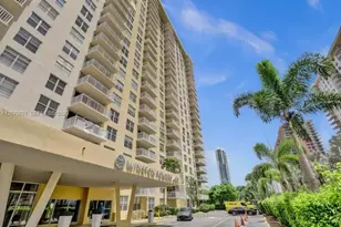 231 174th St, Sunny Isles Beach, FL 33160 - Photo 3
