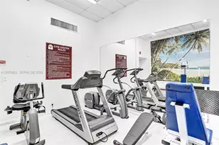 6039 Collins Ave, Miami Beach, FL 33140 - Photo 7