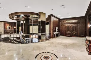6039 Collins Ave, Miami Beach, FL 33140 - Photo 5