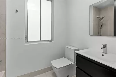 8249 NW 34th Dr, Doral, FL 33122 - Photo 15