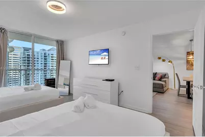 1200 Brickell Bay Dr #2904, Miami, FL 33131 - Photo 13